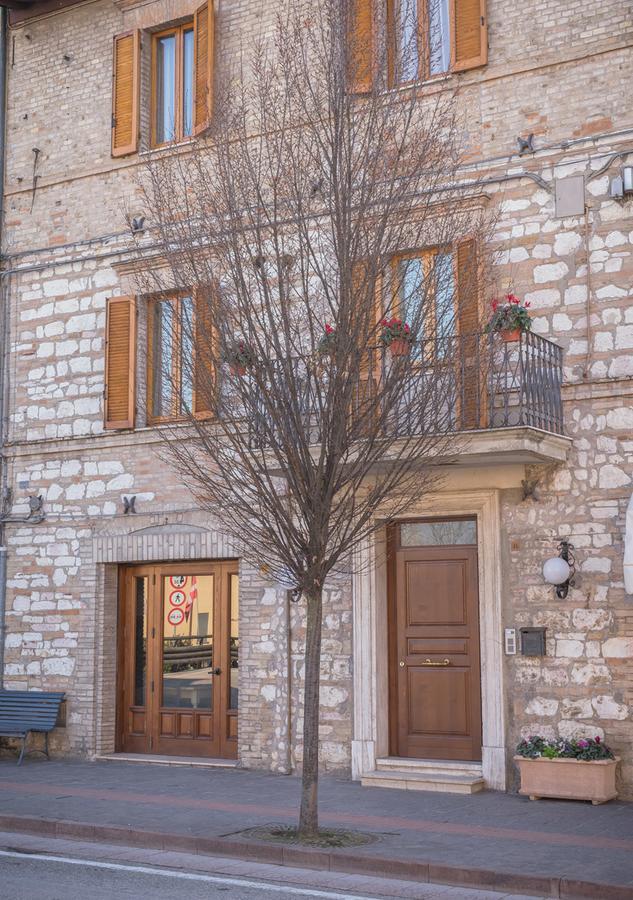 Locanda Il Giullare Pellegrino سانتا ماريا ديلي آن المظهر الخارجي الصورة