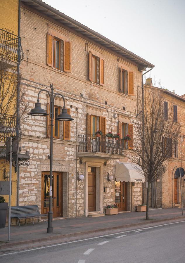 Locanda Il Giullare Pellegrino سانتا ماريا ديلي آن المظهر الخارجي الصورة