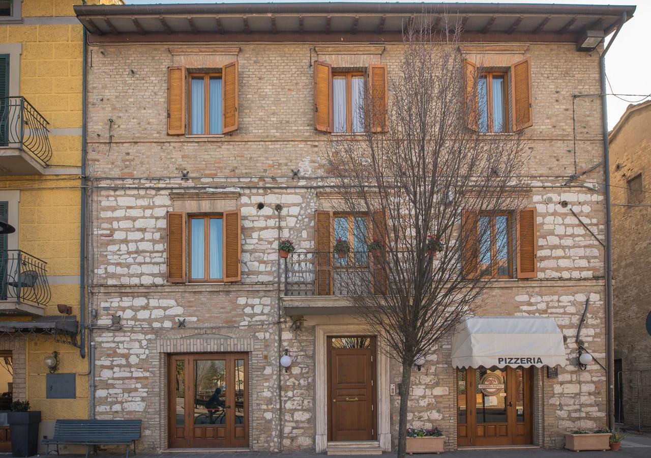 Locanda Il Giullare Pellegrino سانتا ماريا ديلي آن المظهر الخارجي الصورة